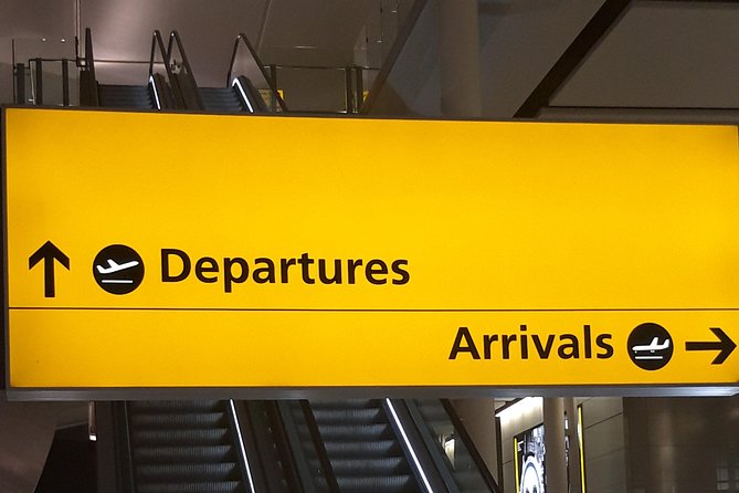 Private Round Trip Transfer from Heathrow Airport to London City - Flight tracking helps, but the clock still matters