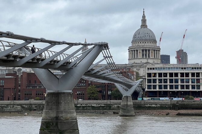 Private Tour: Best of London in a day! in Spanish. - Crossing Tower Bridge