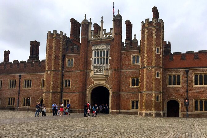 Private Tour: Hampton Court Palace Day Trip from London - Hampton Court Palace gives the day a clear focus