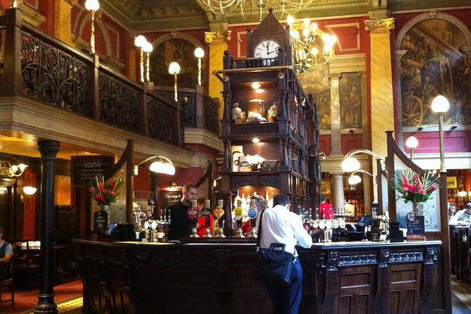 Private Tour of London's Historic Pubs - Jane Peyton is the main attraction
