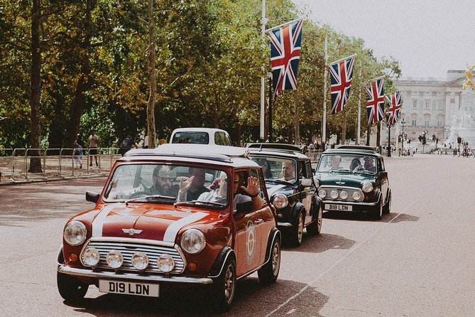 Private Tour of London's Landmarks in a Classic Car - Parliament and the center of government