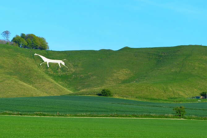 Private Tour of Quintessential Wiltshire and Cotswold Villages - The Cotswolds by village, shop, and cream tea