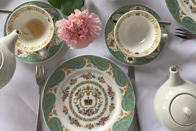 Private Tour: Royal High Tea At Kensington Palace Gardens - Kensington Palace and the Diana memorial