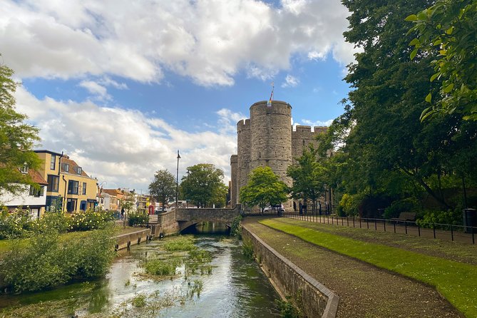 Private Tour to Canterbury, Leeds Castle and The White Cliffs of Dover - A full day from London into Kent