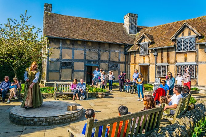 Private Tour to Stratford-Upon-Avon and The Cotswolds - Shakespeare’s Birthplace and the First Folio