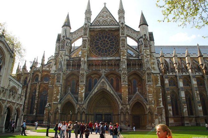 Private Tour to Westminster Abbey with optional Houses of Parliament in London - Timing, meeting point, and getting there