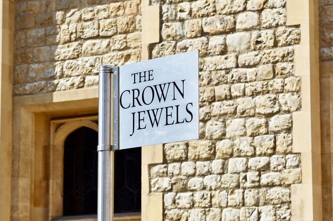 Private Tour: Tower of London with Private Guide - Why a private guide matters inside the Tower