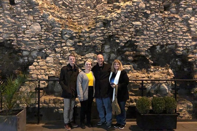 Private Tour: Traditional Black Cab Tour of London's Hidden Treasures - Guides who shape the day