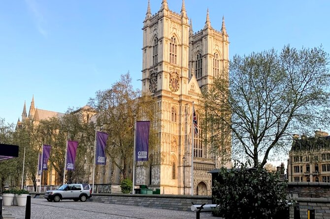 Private Tour: Westminster Abbey and Churchill War Rooms Tour - Westminster Abbey: allow the building time to work on you