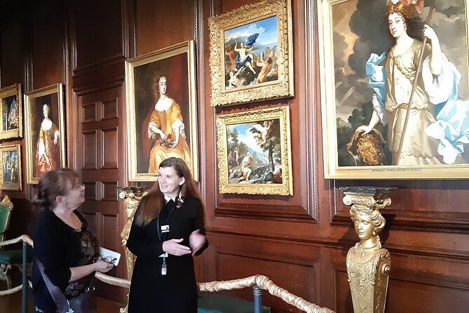 Private tour with an accredited expert guide Hampton Court Palace - Why a private guide helps at Hampton Court