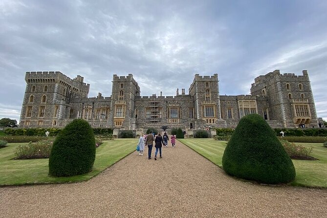 Private Windsor Castle and Stonehenge Day Tour - Who will enjoy this day most