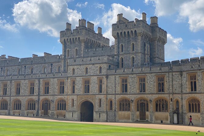 Private Windsor Castle Tour - Making the most of Windsor town