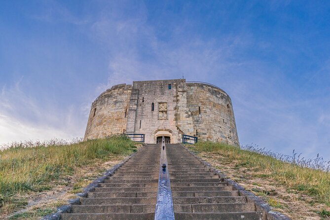 Private York Self-Guided Tour - Bootham Bar and York’s defensive walls