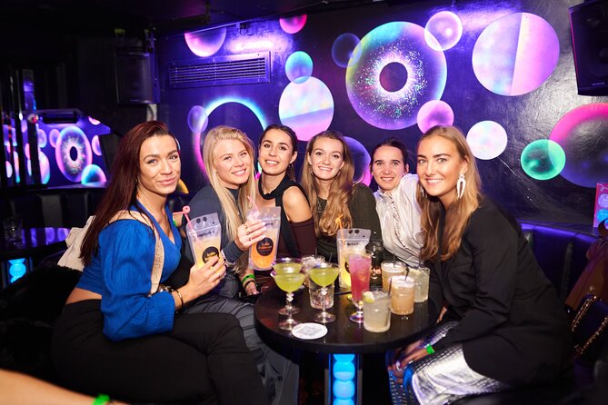 Pub Crawl of Central London - Meeting people when you arrive alone