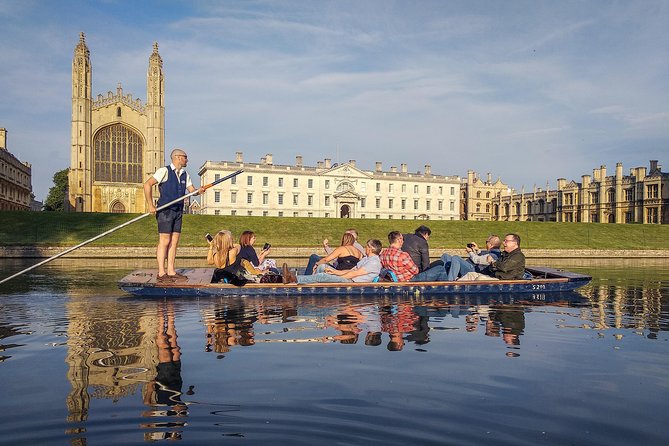 Punting Tour in Cambridge - Starting in the city centre
