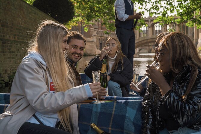 Punting Tour in Cambridge - What the guide adds to the 45 minutes