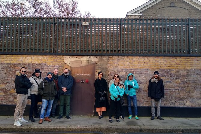 Queen Highlights Walking Tour of London - Why this Queen tour works best for fans