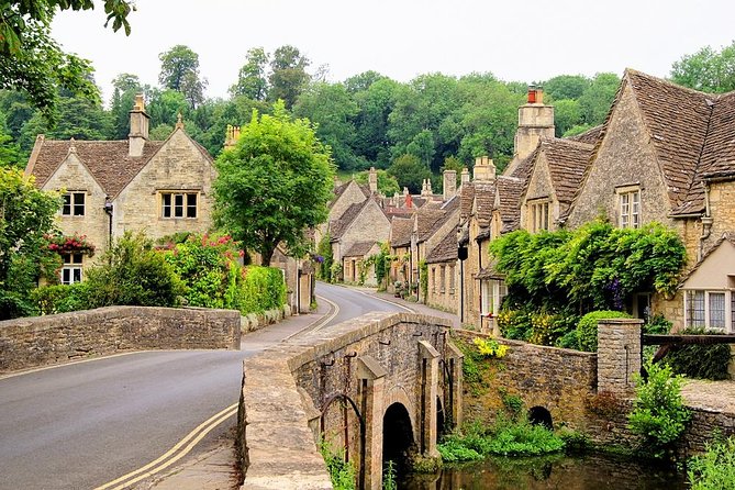 Quintessential Cotswolds Half-Day tour from Bath (for 2-8 guests) - Castle Combe, an hour among old stone lanes
