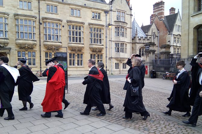 Reformation Oxford Christian History Tour private groups - College entry, New College, and the changing route