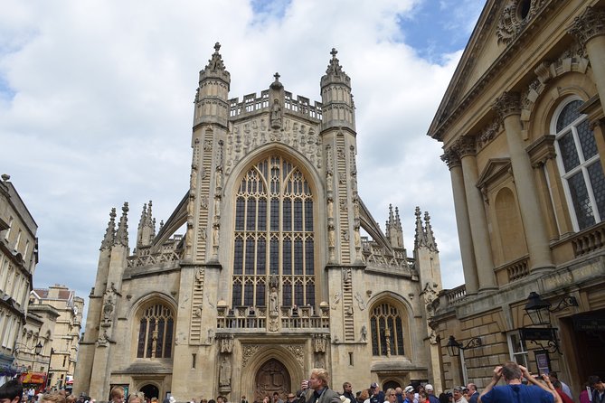 Roman Baths and Bath City Walking Tour - Royal Crescent and Bath’s grand finish