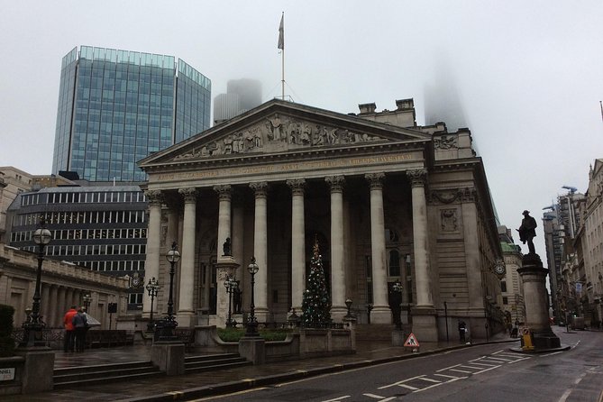 Roman London Private Walking Tour - Trajan, the Tower, and an old Roman home