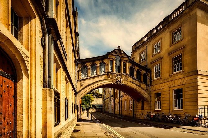 Royal Windsor, Oxford & Cotswold Private Tour - Cotswold villages and narrow country roads