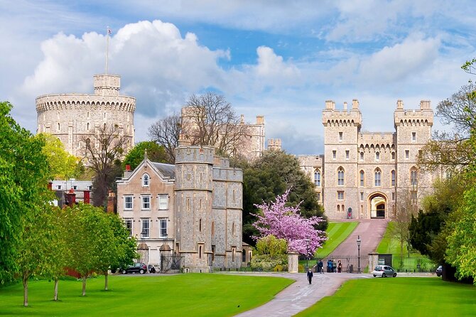 Royal Windsor & Stonehenge Private Tour - Is $1,360.58 per person good value?