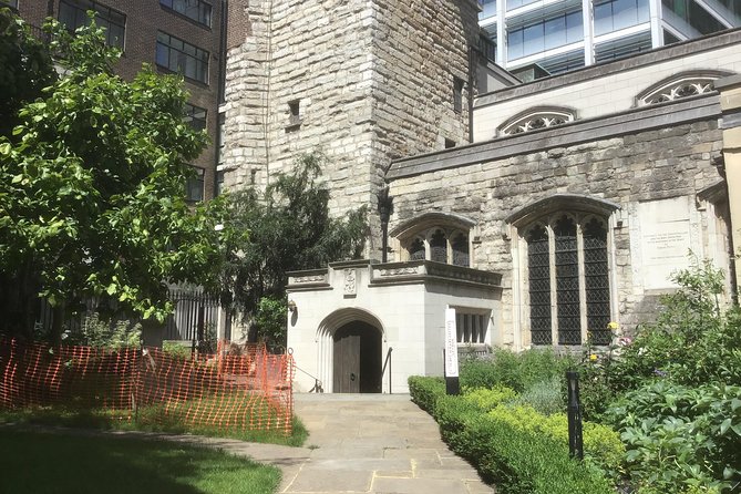 Secret Gardens of the City of London Private Tour - Shakespeare, Churchill, and the everyday heroes of Postman’s Park