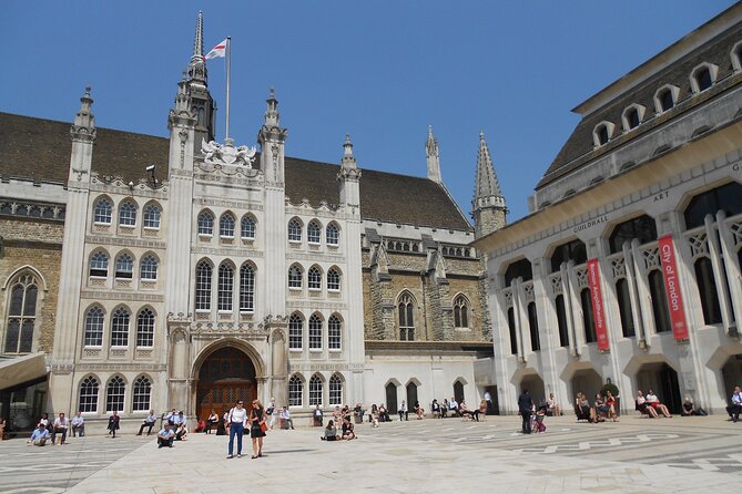 Secret Old London Guided Walking Tour - Guildhall and London’s Roman foundations