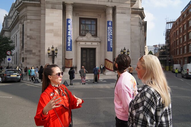 Secret Societies, Freemasons and Occult London - Trafalgar Square and the secrets of the lions