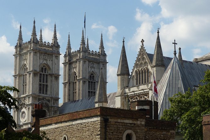 Secrets of Westminster - The Palace, Royal Streets, and Forgotten Courts