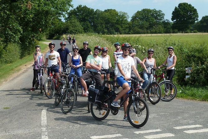 Self-Guided Electric Bike Tour to vineyards and castles in Kent - Starting near Headcorn and getting set up