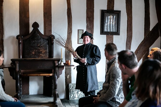 Shakespeare's Schoolroom & Guildhall Entry Ticket and Tour - How long to allow and when it works best