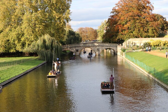 Shared Punt Tour - Cambridge - King’s College Chapel from the water