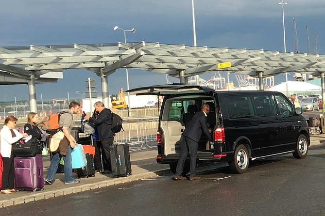 Shared Ride Southampton Cruise Port Arrival to Heathrow Airport or London - A shared minivan instead of the train