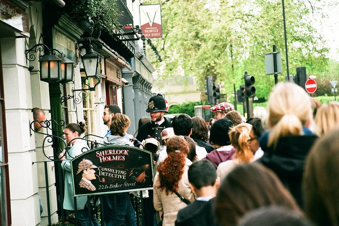 Sherlock Holmes Old London - Very Small Group Walking Tour - St Bartholomew’s Hospital, where Holmes met Watson