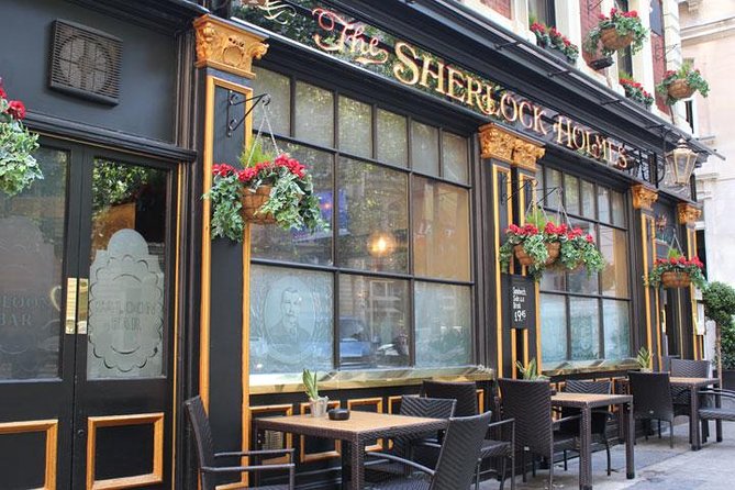 Sherlock Holmes Walking Tour in London - The Royal Academy and the many faces of Holmes