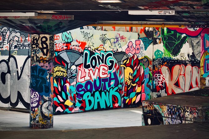 Shoreditch Self-Guided Walking Tour: Art, Cuisine & Culture - Sclater Street and the meeting of old and new