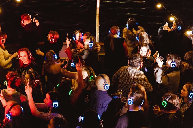 Silent Disco London Thames Boat Party - Music, headphones, and the party mood