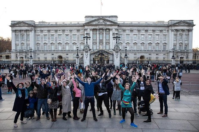 Silent Disco Walking Tours West End Boogie Shoes - How the headphones change the experience