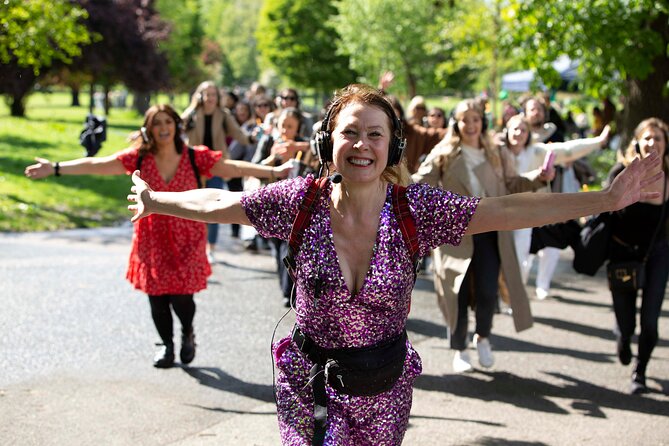 Silent Disco Walking Tours West End Boogie Shoes - What the one-mile walk feels like