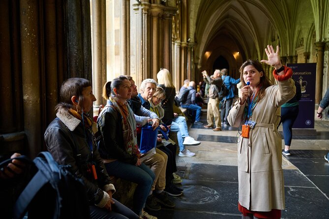 Skip the Line Tower of London & Westminster Tour and River Cruise - Buckingham Palace and the changing of the guard