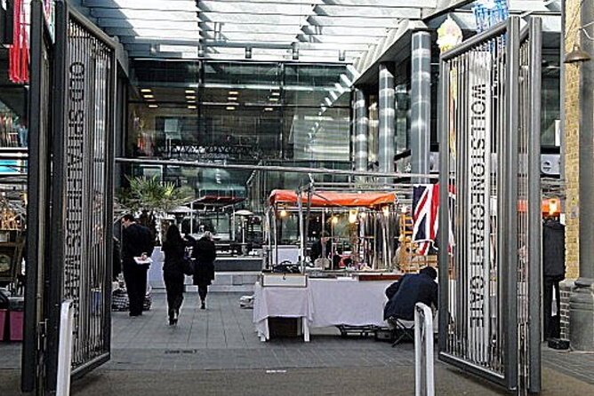 Slavery and City of London Walking Tour - The Royal Africa Company and City government
