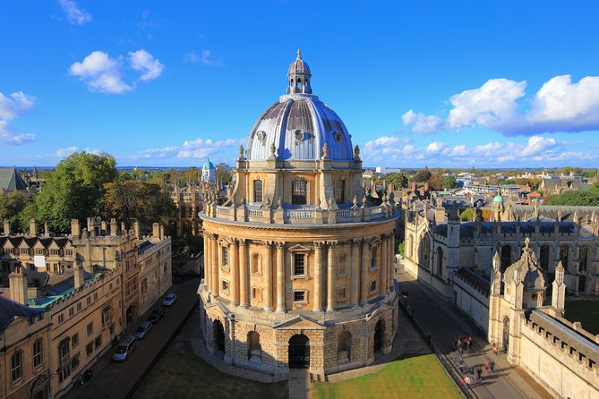 Small and Exclusive Oxford Highlights Tour - Radcliffe Square and the University Church