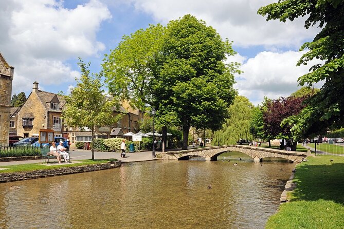 Small-Group Cotswolds Tour (From London) - Burford, the gateway with a long high street