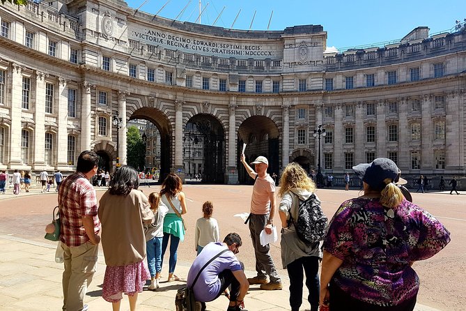 Small-Group London's Best Sights Walking Tour, Kids Join Free! - A five-hour introduction to central London