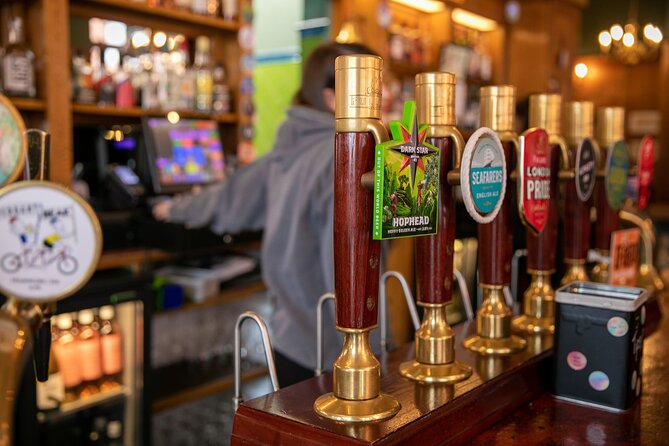 Soho Music & Historic Pubs Tour - Guides make or break the afternoon