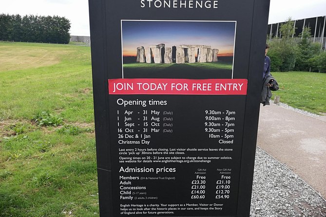 Southampton Cruise Term/ Hotel to London with Stopovers at Stonehenge & Windsor - Who should book this Southampton to London tour