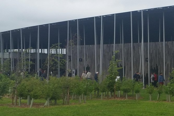 Southampton Cruise Terminal/Hotel to London with Stops at Salisbury & Stonehenge - Timing, tickets, and weather