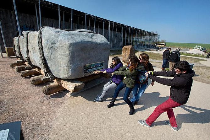 Southampton Cruise Terminal to London Via Stonehenge - Two hours among the stones